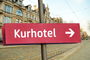 Obraz premium Schild 211 - Kurhotel