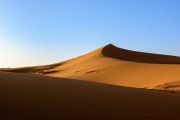 Fototapeta na wymiar Wydmy Erg Chebbi, Sahara, Maroko