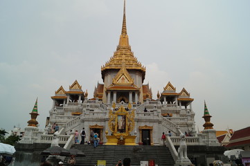 Wat Traimit