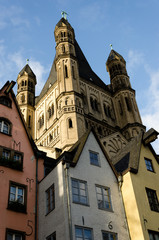 Fototapeta na wymiar Romanische Kirche Groß Sankt Martin in Köln