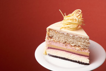 Dilite dessert cake on a white cake board
