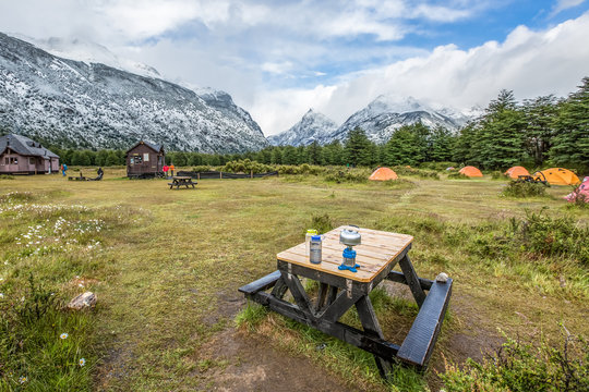 Chile, Regi&oacute;n de Magallanes y de la Ant&aacute;rtica Chilena, Amarga, Torres del Paine, O-Circuit-Wanderung 130km, dritte &Uuml;bernachtung am Refugio Dickson, am Gletscher gelegenes Camp, Pass&uuml;berquerung