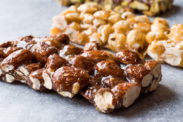 Organic Bars with Almonds, Nuts and Peanuts with Honey No Glucose