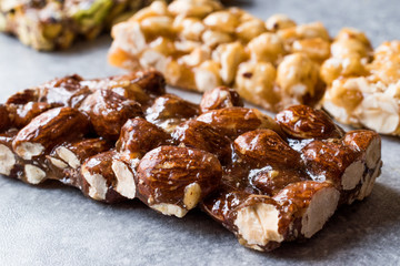 Organic Bars with Almonds, Nuts and Peanuts with Honey No Glucose