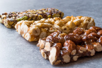 Organic Bars with Almonds, Nuts and Peanuts with Honey No Glucose