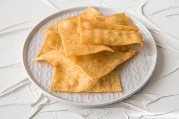 Coscoroes on a plate