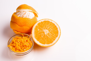 Obraz na płótnie Canvas oranges and juice on a white background