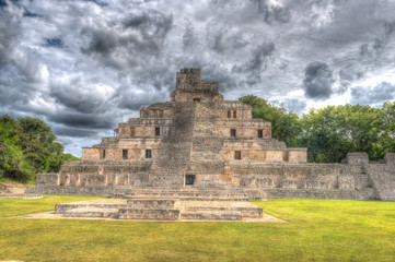 Obraz na płótnie Canvas Edzna, eine archäologische Stätte der Maya mit der 