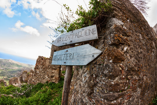Borgo antico di Brancaleone reportage