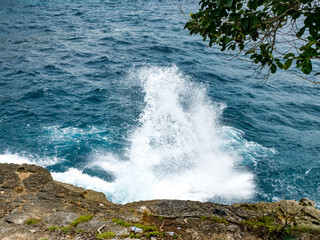 波しぶき