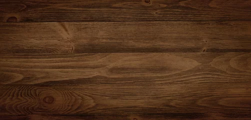 Foto op Plexiglas Donker gebeitste houten planken met nerf en textuur. Platte houten achtergrond met parallelle horizontale lijnen. © CaptureAndCompose