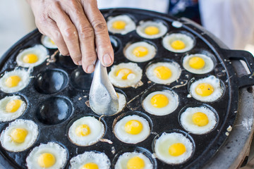 Eggs for Fried and put in boiling Pan