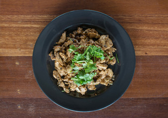 Fried chicken with black pepper  and  garlic