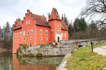 Obraz premium The red chateau Cervena Lhota in Southern Bohemia, Sumava, Czech Republic