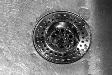 Abflusssieb im Spülbecken