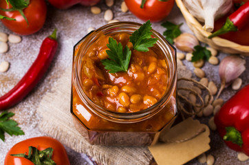 Canned beans with vegetables