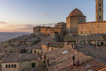 Fototapeta premium Sunset on the medieval center of Volterra, Pisa, Tuscany, Italy