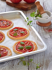 Tomato Pastries. Tomato Puff Pastry. Mini Tarts