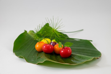 The colorful fruits sweets, Delerable Imitation Fruits is one of the popular auspicious Thai desserts.