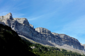 Fototapeta na wymiar Ordesa Nationalpark und Monte Perdido in den Pyrenäen