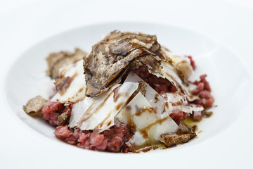 Veal tartare with truffle