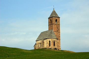 Fototapeta na wymiar Kirche St Kathrein bei Hafling, Südtirol