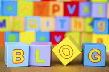 Ahşap Alfabe Harfleriyle Blog Yazısı 