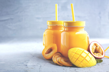 Smoothie (Obst Getränk)