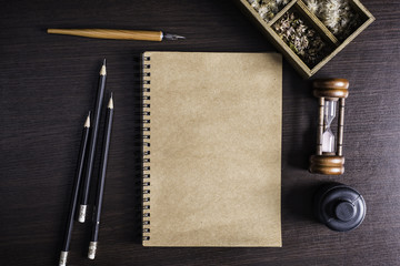 Table work and accessories.	