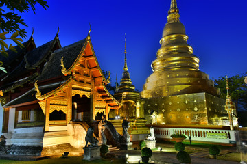 Fototapeta premium Wat Phra Singh, a Buddhist temple in Chiang Mai, Thailand