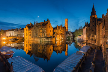 Fototapeta na wymiar Historic city of Brugge in twilight, Flanders, Belgium