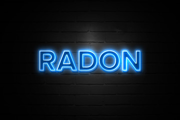 Obraz premium Radon neon Sign on brickwall