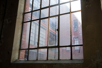 Fen&ecirc;tre sur la Manufacture des Oeillets