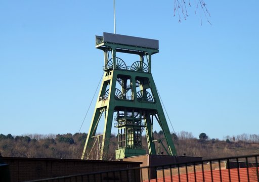 F&ouml;rderturm der Schachtanlage in Bottrop. Das Bergwerk soll Ende 2018 geschlossen werden