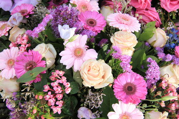 Pastel wedding flowers
