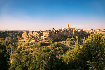 Obraz premium Pitigliano, a town built on a tuff rock, is one of the most beautiful villages in Italy.