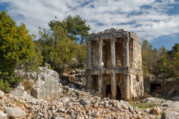 Fototapeta na wymiar Memorial Roman tomb in ancient Imbriogon town, Turkey