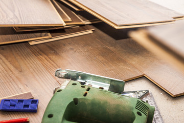 Laminate and tools ready to be layed