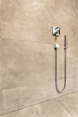 Shower set on sand glaze