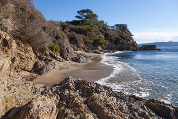 sentier littoral de la presqu'&icirc;le de giens, hy&egrave;res, var