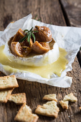 Baked Camembert with figs