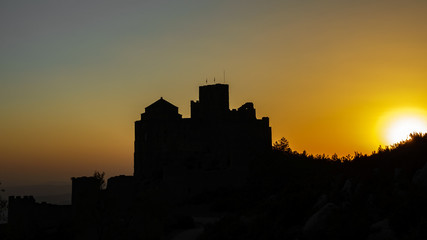 Obraz premium Medieval castle of Loarre at sunset, high contrast