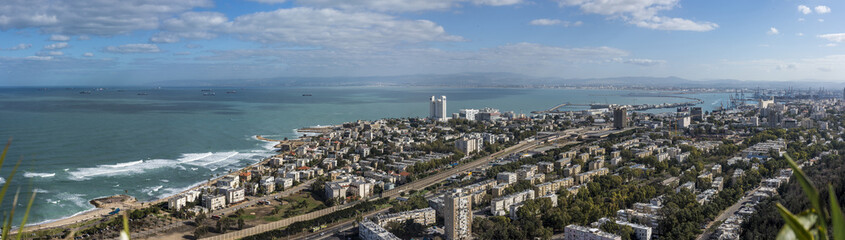 Fototapeta na wymiar Panoramic view of Haifa bay, Israel