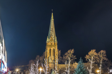 Fototapeta na wymiar Nikolaikirche in Elmshorn bei Nacht