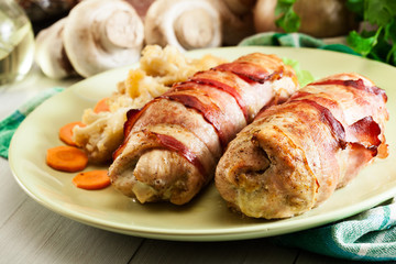 Chicken breast stuffed with champignon