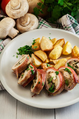Chicken breast stuffed with champignon