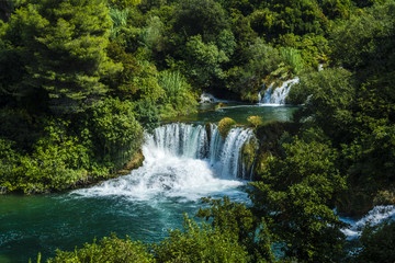 Fototapeta na wymiar Wasserfall im Nationalpark Plitvicer Seen