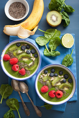 green smoothie bowl spinach kiwi blueberry lime banana with chia seed
