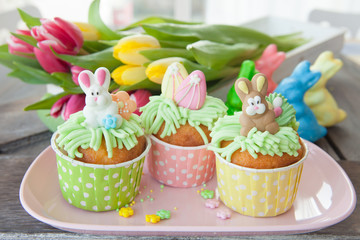 Kleiner Cupcake zu Ostern