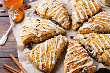 Scones with oats, cranberry and pecan nuts.